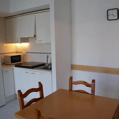 Els Pins Apartment